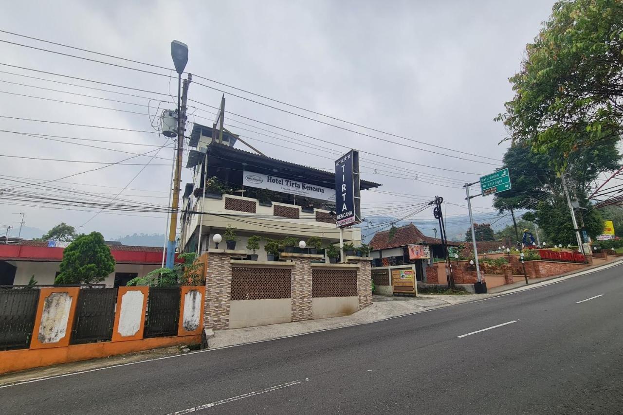 Capital O 93250 Hotel Tirta Kencana 2 Baturaden Banyumas Eksteriør billede