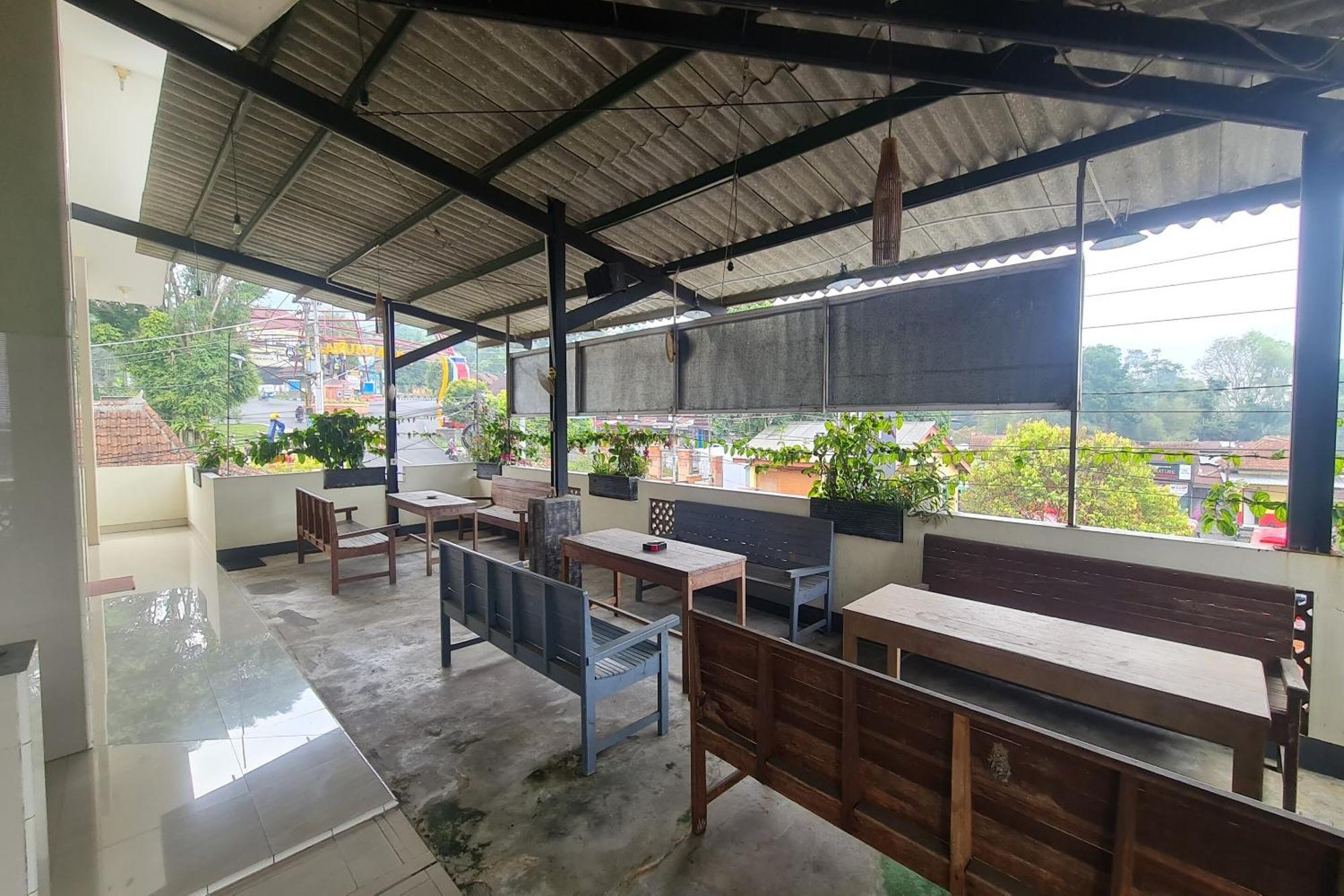 Capital O 93250 Hotel Tirta Kencana 2 Baturaden Banyumas Eksteriør billede